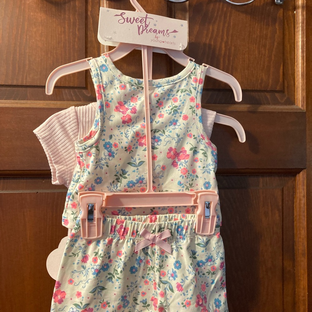 Girls‎ 3 Piece Pajama Set. NWT. - Picture 2 of 2